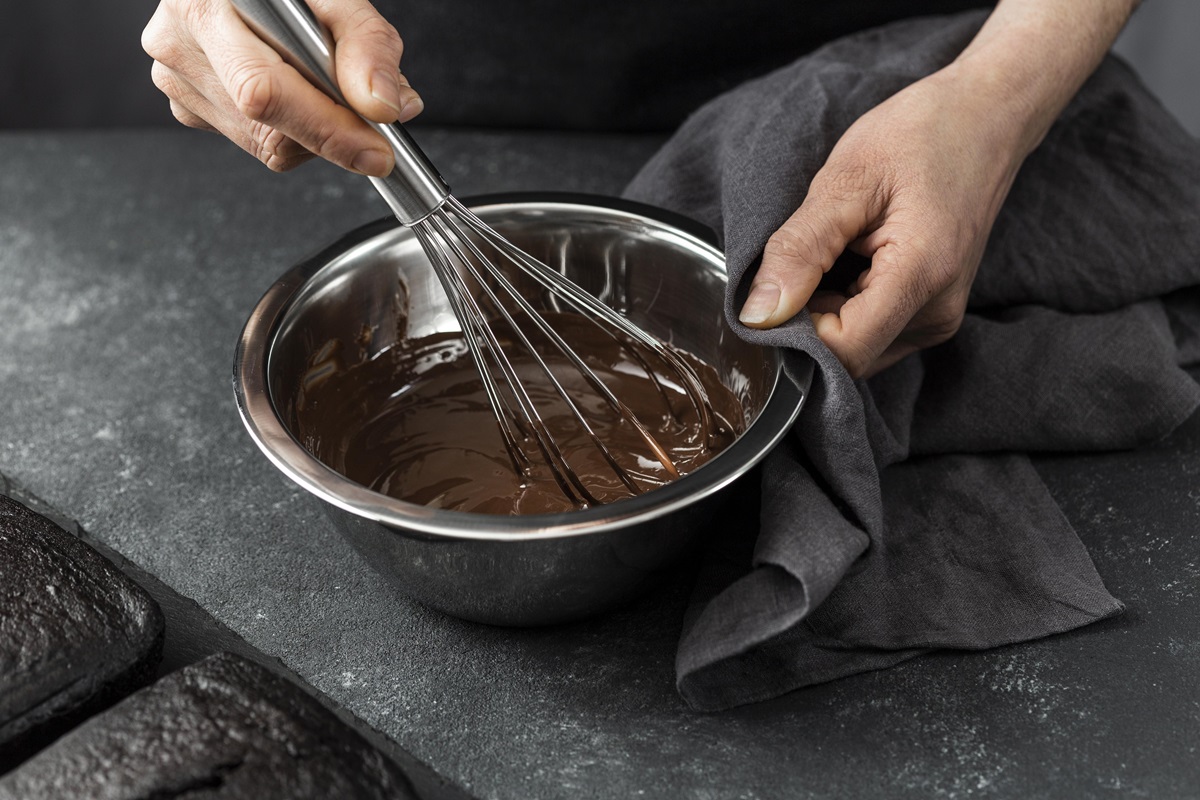 Receita de Bolo de Cenoura com Chocolate - Guia da Cozinha