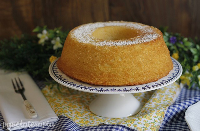 Bolo de fubá milagre, sem leite, sem óleo, sem manteiga, sem