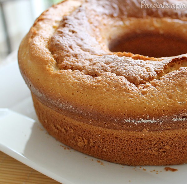 Receita de bolo de baunilha com gotas de chocolate – Panelaterapia