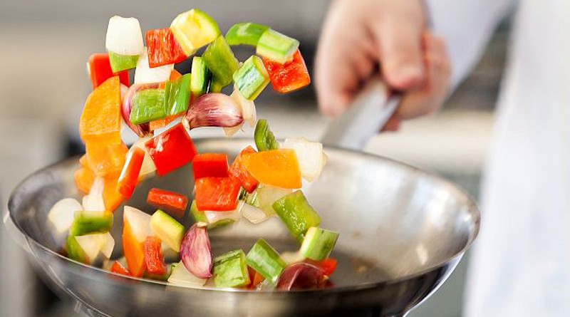 Do Comer e do Falar”, o dicionário que põe por escrito sabores e