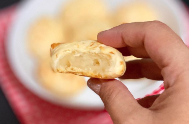 pão de queijo