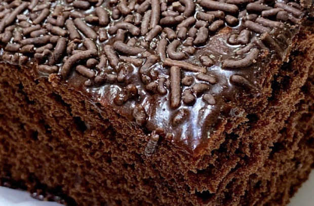 bolo de chocolate