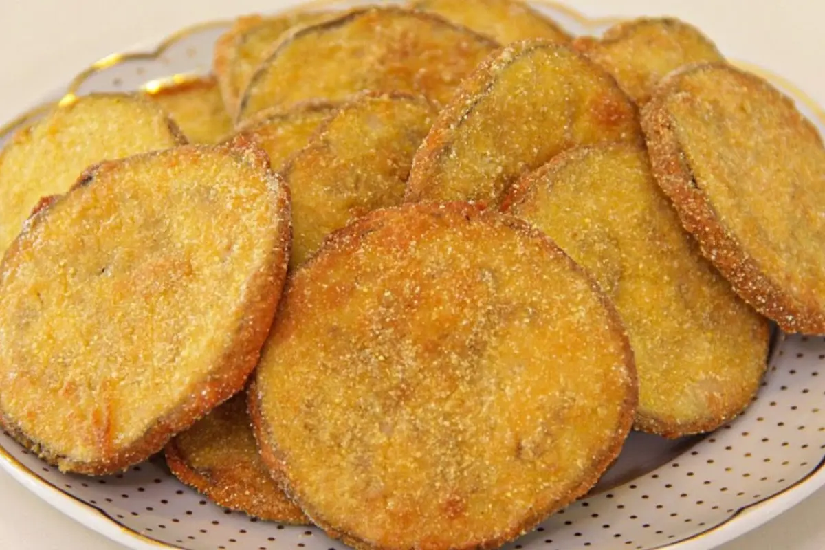 Faça berinjela empanada na airfryer