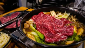 Como fazer sukiyaki: receita tradicional japonesa